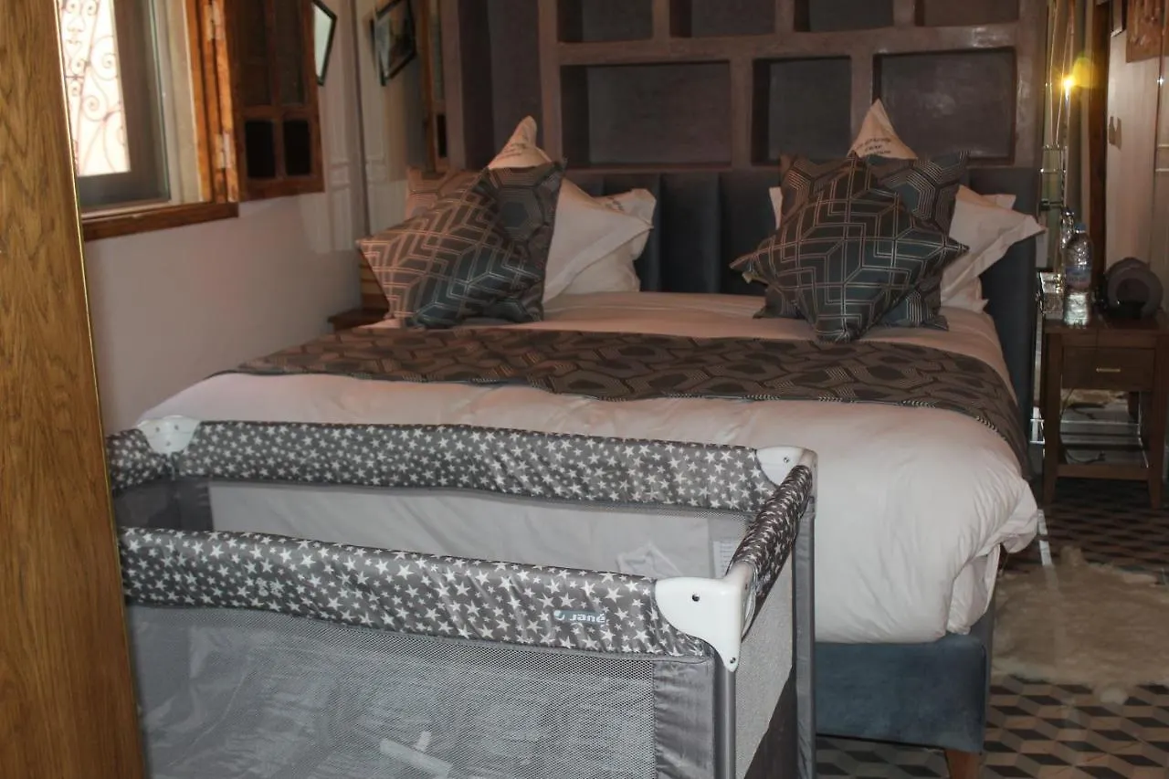 Riad Luxe Location Le Grizzly Marrakesh Guest house